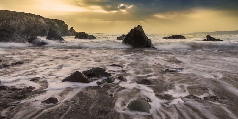 工业设备安装精度革命:从地脚螺栓到对中找正的实战控制要点